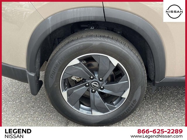 Certified 2024 Nissan Rogue SV image 41