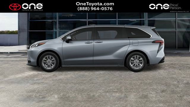 New 2025 Toyota Sienna LE