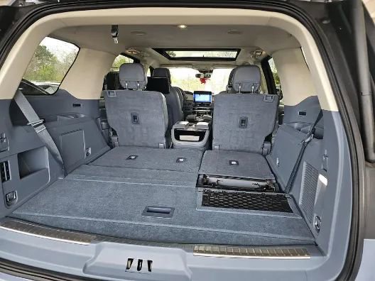 Used 2019 Lincoln Navigator Black Label image 19