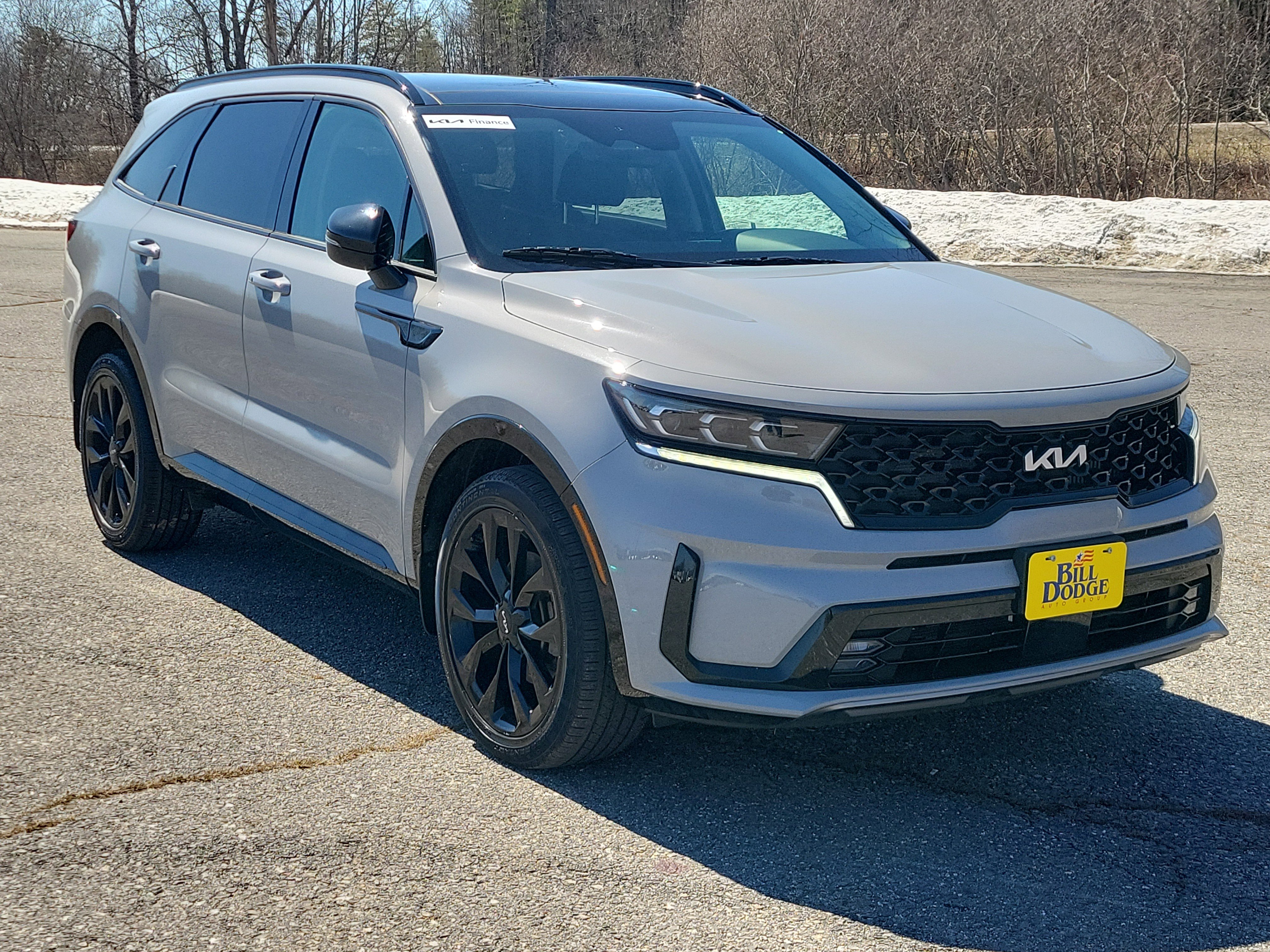Used 2023 Kia Sorento SX image 3