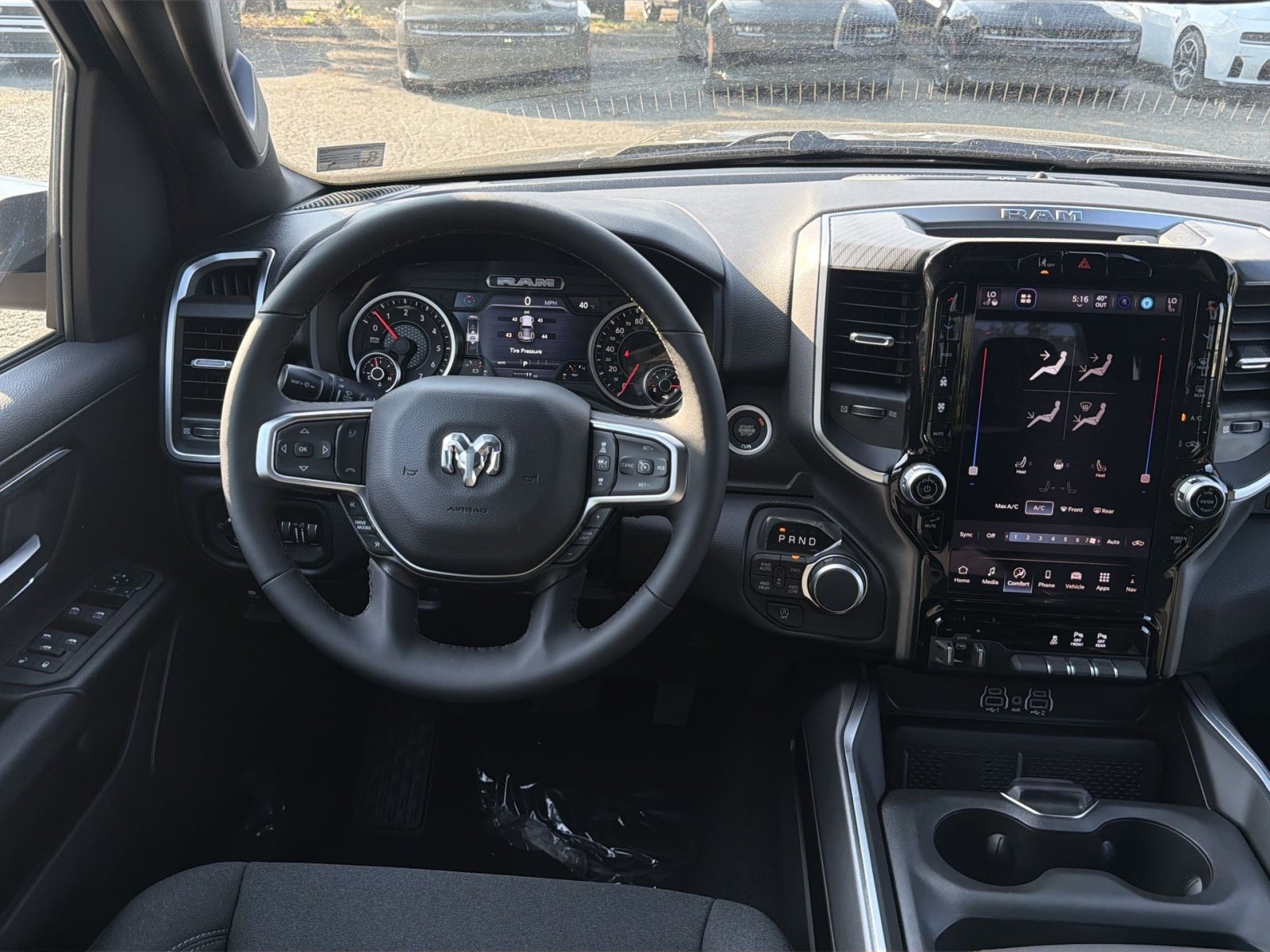 New 2026 RAM 1500 Big Horn AWD/4WD image 16