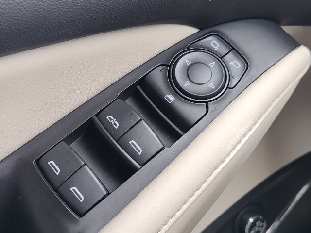 Used 2024 Buick Enclave Essence w/ Experience Buick Package AWD/4WD image 22