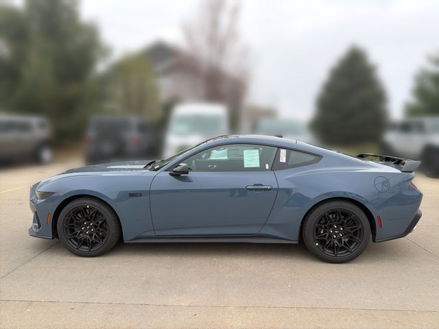 New 2026 Ford Mustang GT w/ GT Performance Package RWD image 10