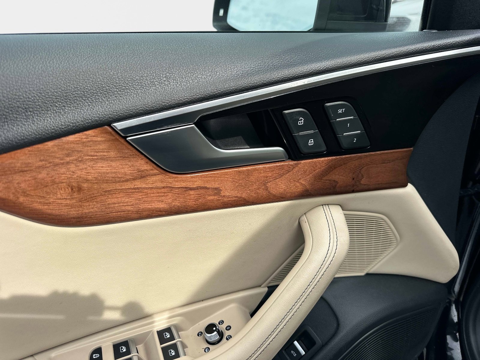 Used 2022 Audi A4 2.0T Premium Plus w/ Premium Plus Package image 18