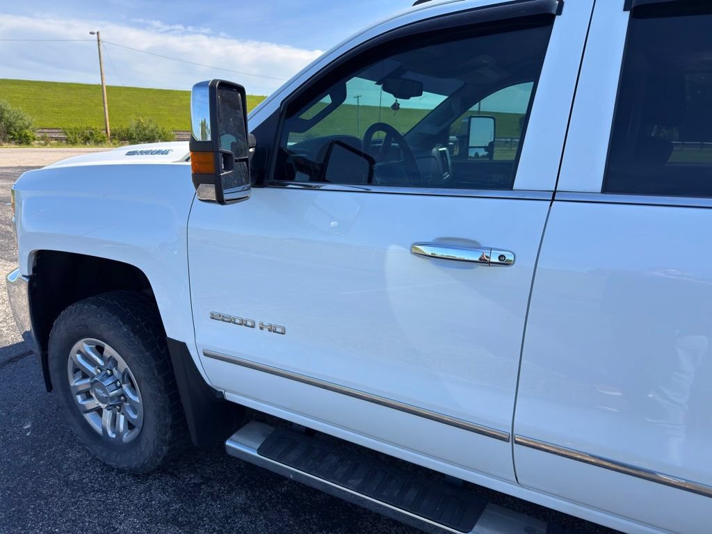 Used 2019 Chevrolet Silverado 2500 LTZ w/ Duramax Plus Package AWD/4WD image 17