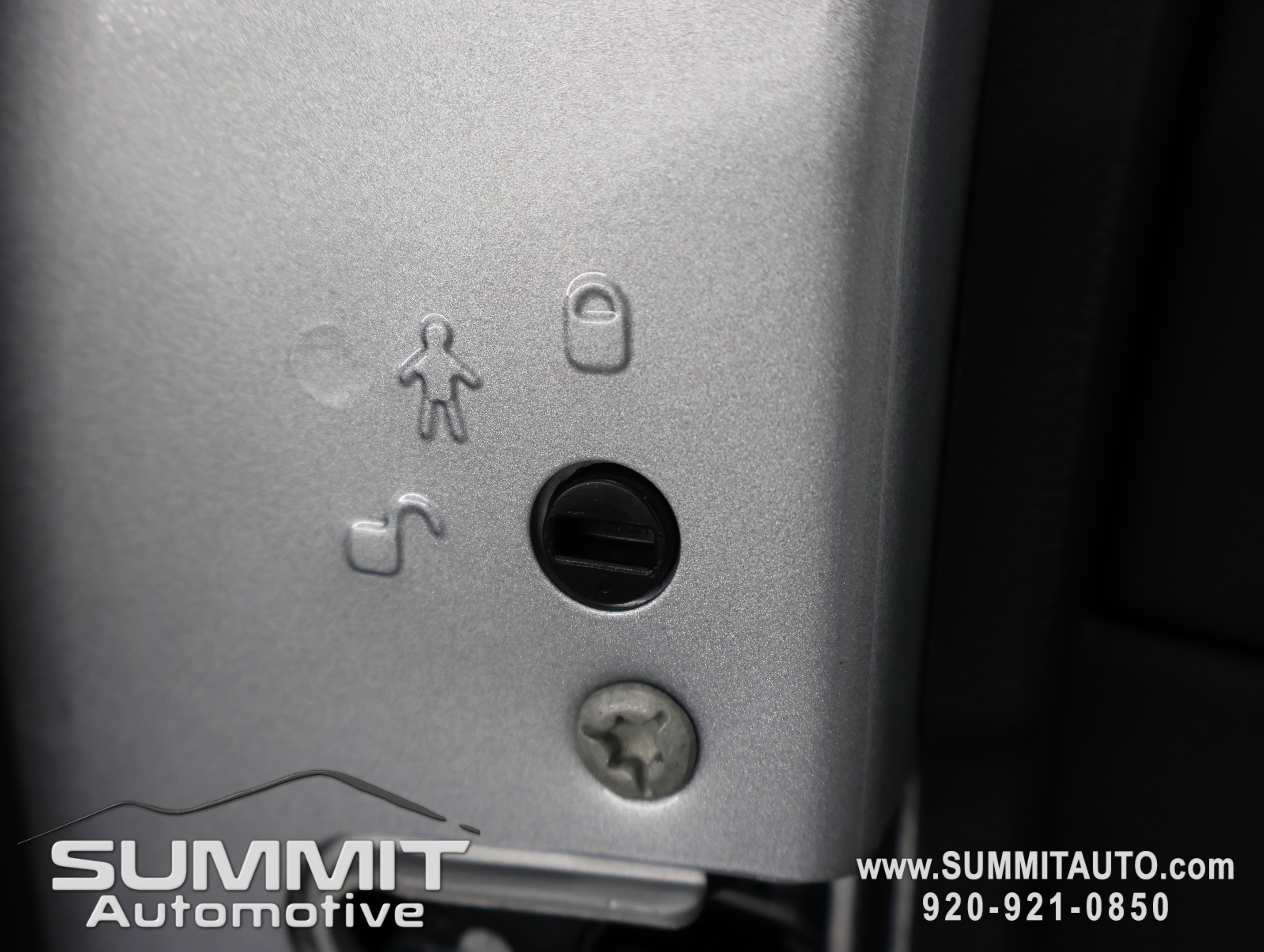 New 2025 Jeep Grand Cherokee Limited w/ Black Appearance Package image 38