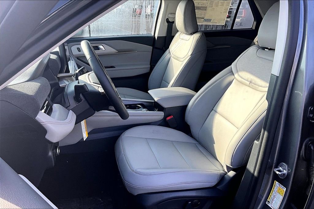New 2026 Ford Explorer Active w/ Active Comfort Package image 9
