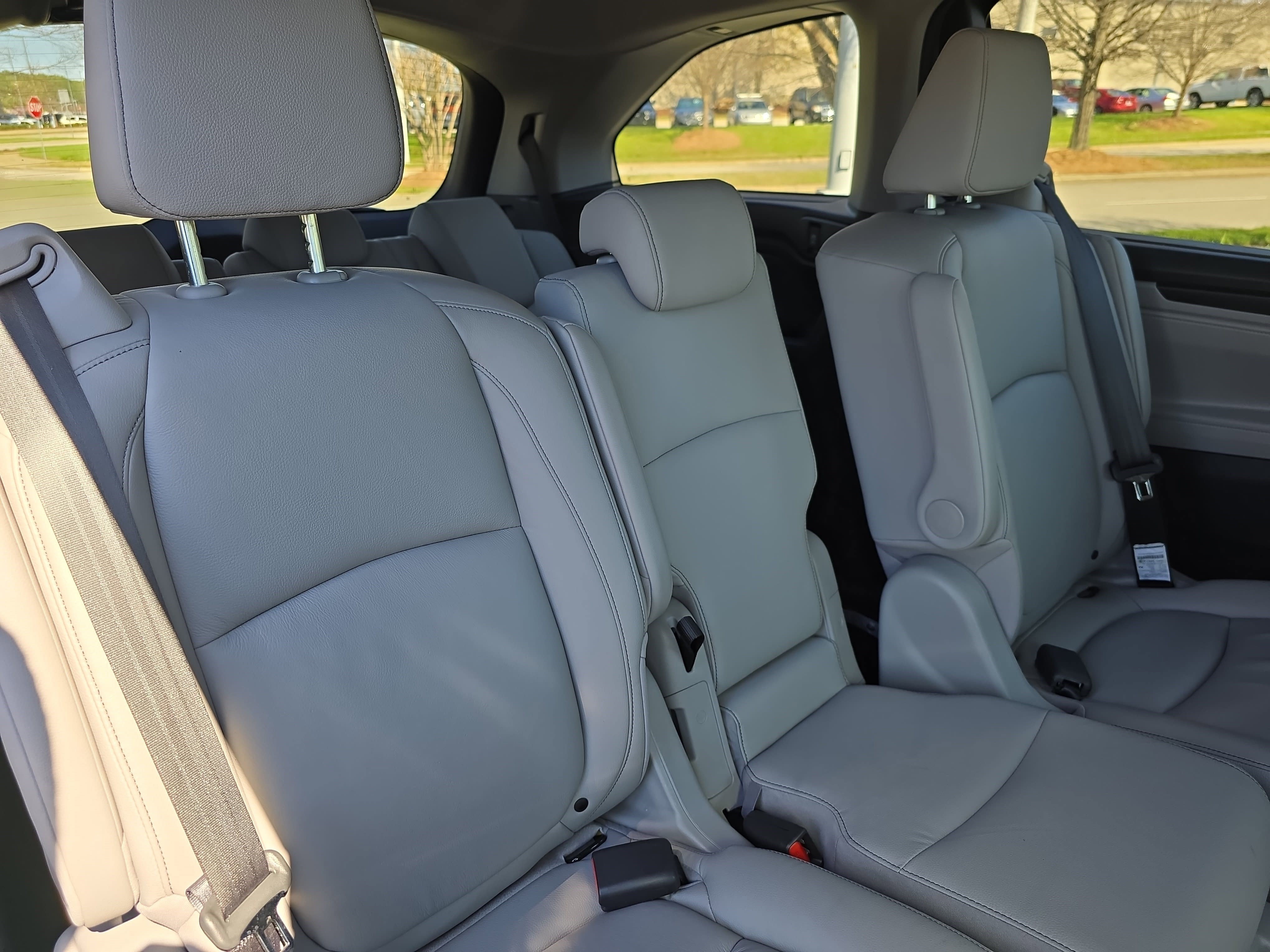 Used 2023 Honda Odyssey EX-L image 12