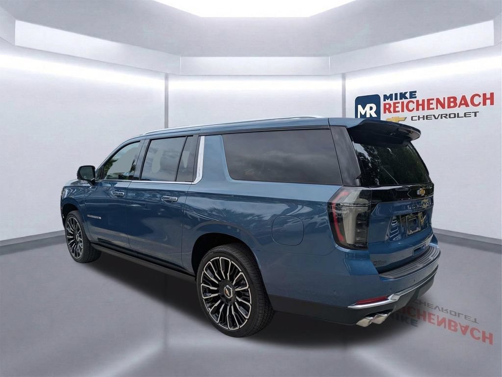 New 2026 Chevrolet Suburban High Country AWD/4WD image 7