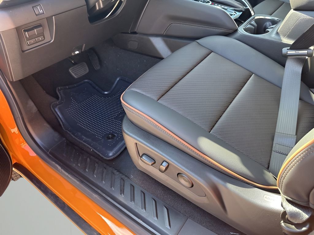 New 2026 GMC Canyon AT4 w/ AT4 Premium Package image 28