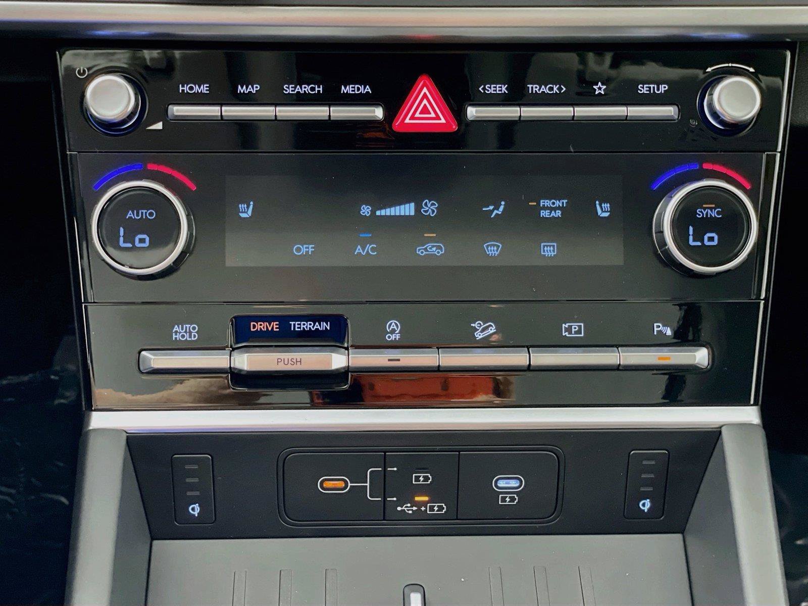 New 2026 Hyundai Santa Fe XRT AWD/4WD image 17