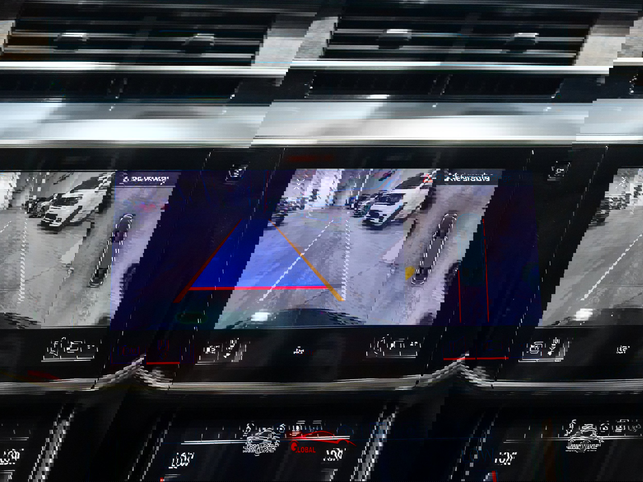 Used 2021 Audi A8 L 4.0T w/ Interior Protection Package image 32