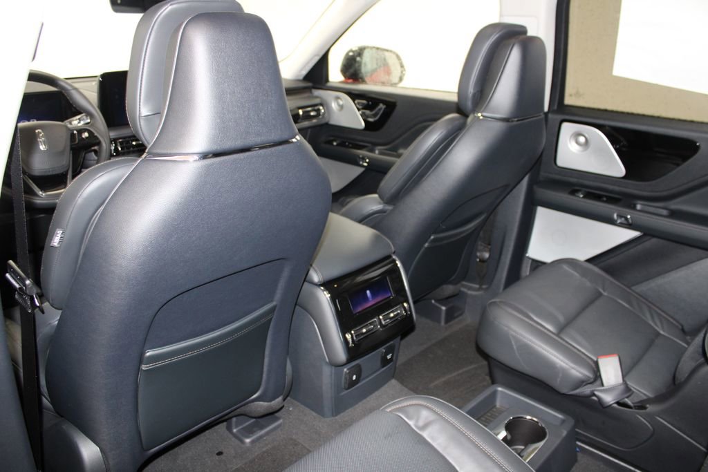 New 2026 Lincoln Aviator Reserve w/ Luxury Package RWD image 27