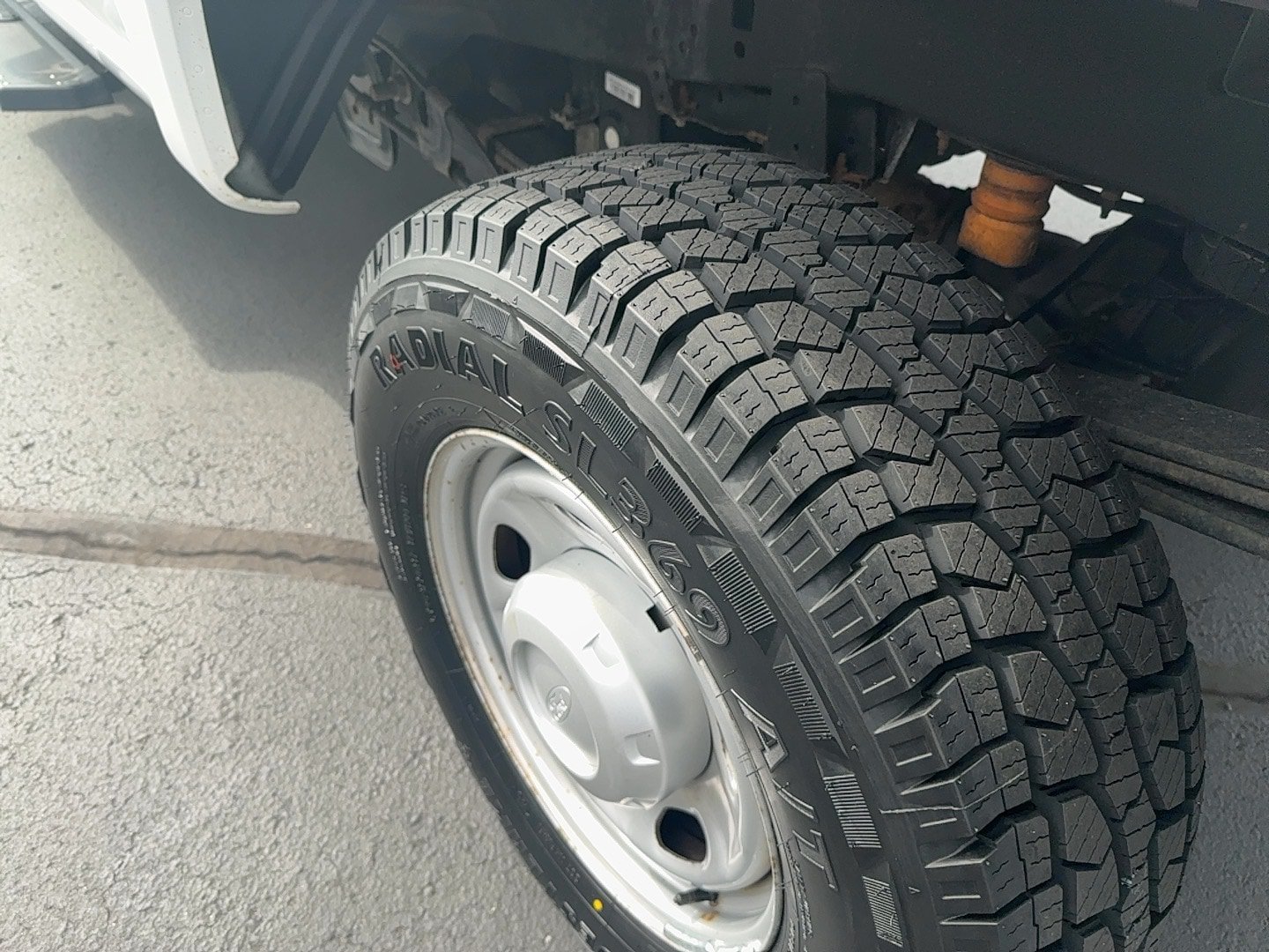 Used 2017 Ford F250 XL w/ Power Equipment Group AWD/4WD image 10