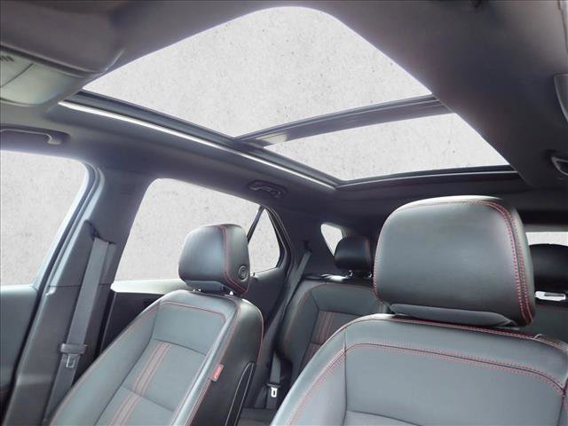 Used 2023 Chevrolet Equinox RS AWD/4WD image 14