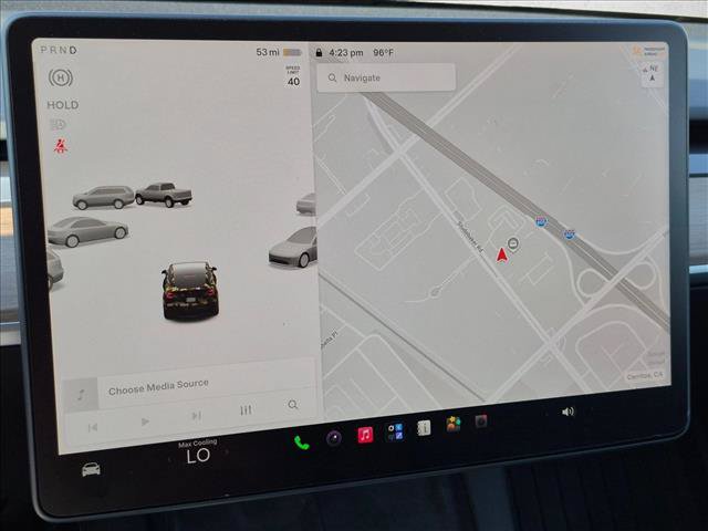 Used 2025 Tesla Model Y Long Range RWD image 11