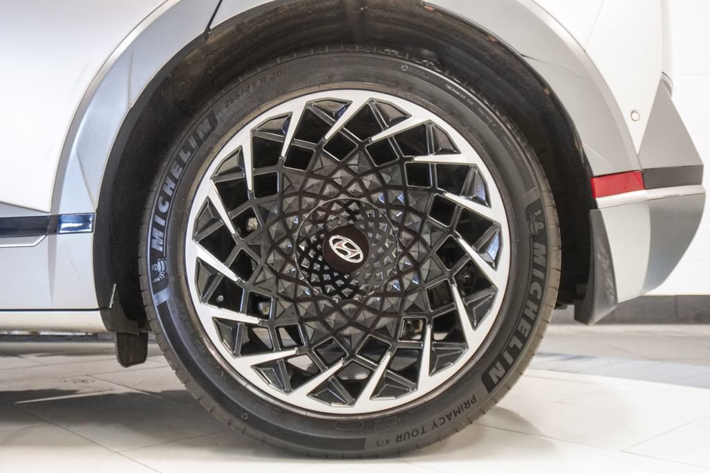 Used 2024 Hyundai Ioniq 5 Limited AWD/4WD image 40
