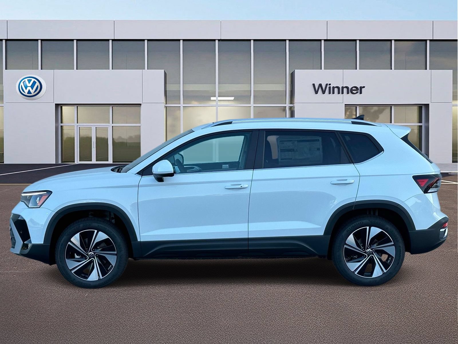 New 2026 Volkswagen Taos SE AWD/4WD image 2