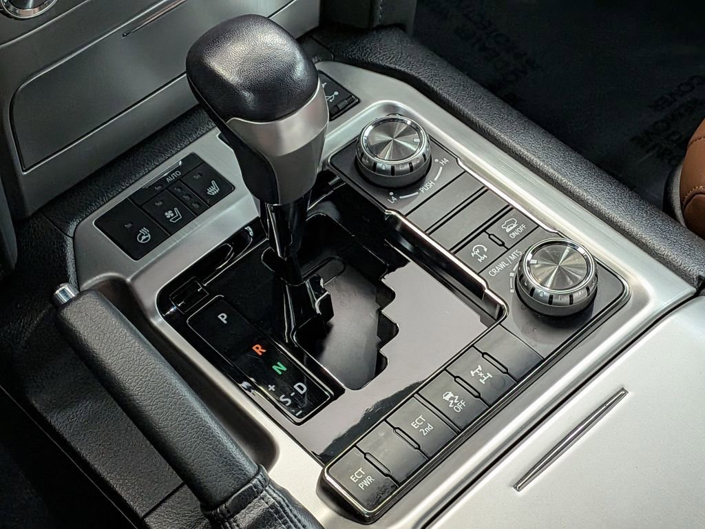 Used 2021 Toyota Land Cruiser image 26
