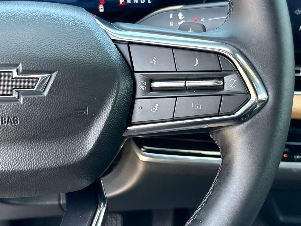 Used 2026 Chevrolet Equinox ACTIV w/ Safety and Technology Package FWD image 16