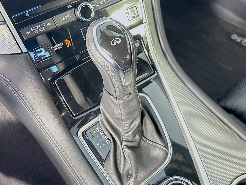 Used 2018 INFINITI Q50 Sport w/ Sensory Package (Sport) AWD/4WD image 17
