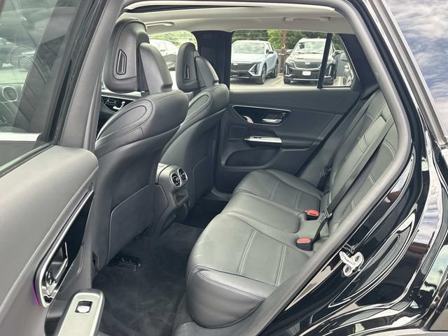 Used 2023 Mercedes-Benz GLC 300 4MATIC image 17