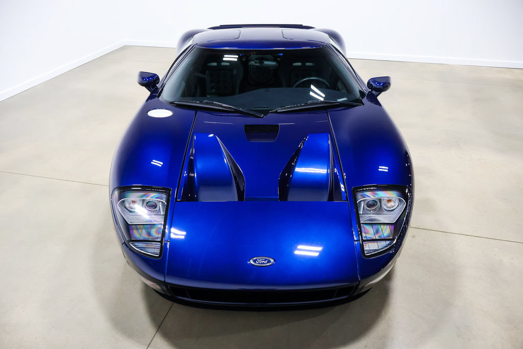 Used 2005 Ford GT RWD image 18