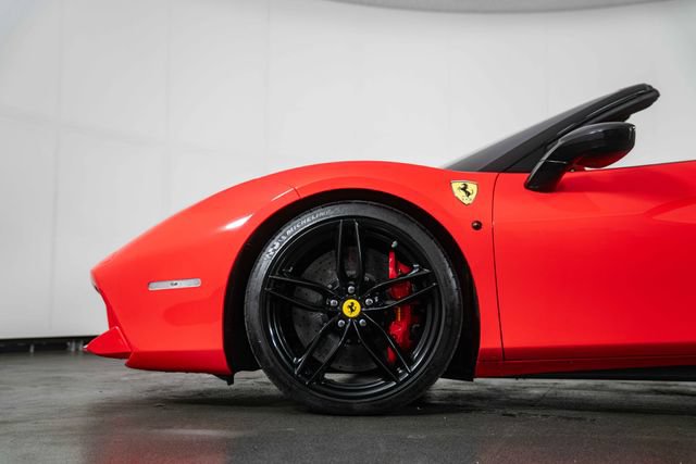 Used 2018 Ferrari 488 Spider RWD image 12