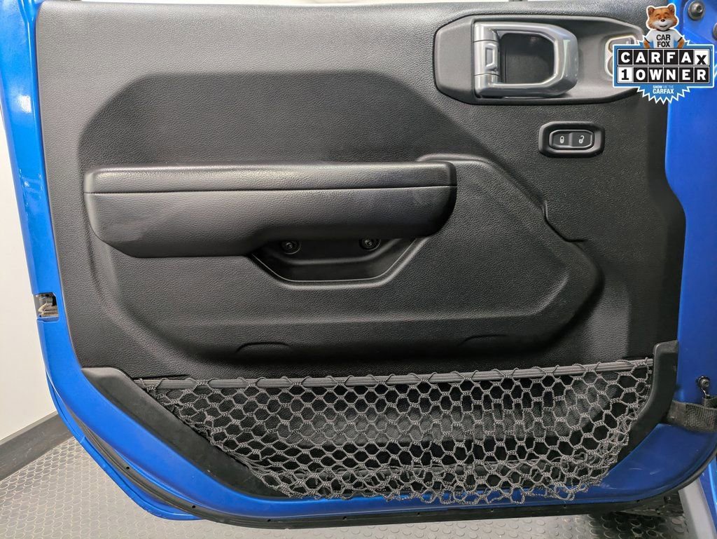 Used 2021 Jeep Gladiator Willys image 8