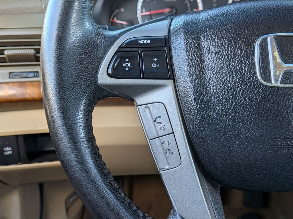 Used 2010 Honda Accord EX-L image 19