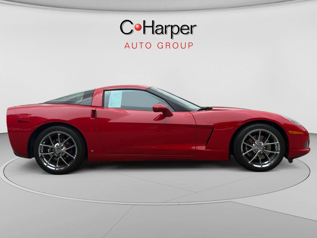 Used 2008 Chevrolet Corvette Coupe RWD image 2