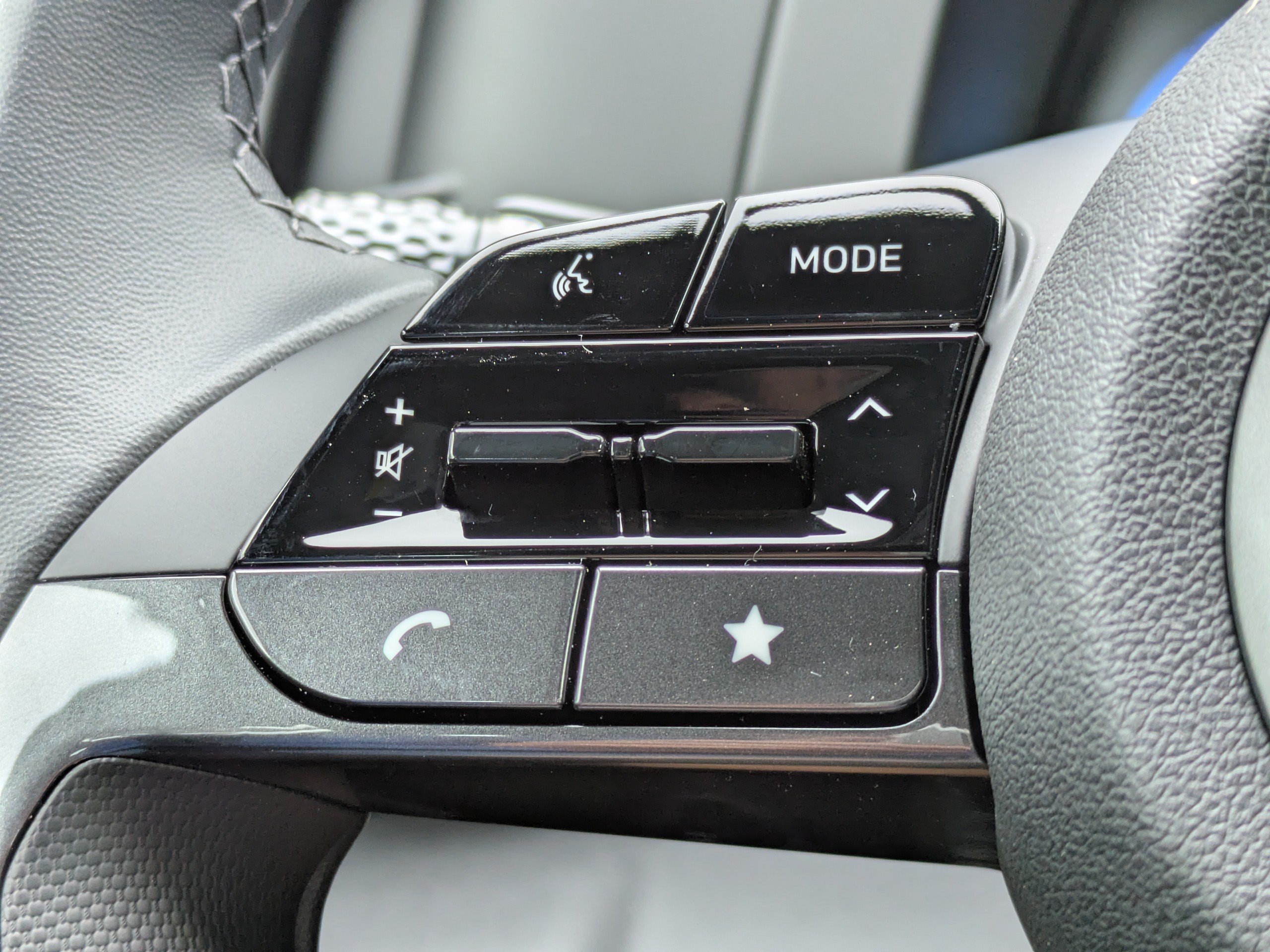New 2026 Hyundai Elantra SEL Sport Premium FWD image 25