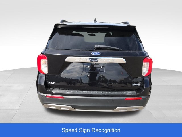 Used 2023 Ford Explorer XLT AWD/4WD image 10