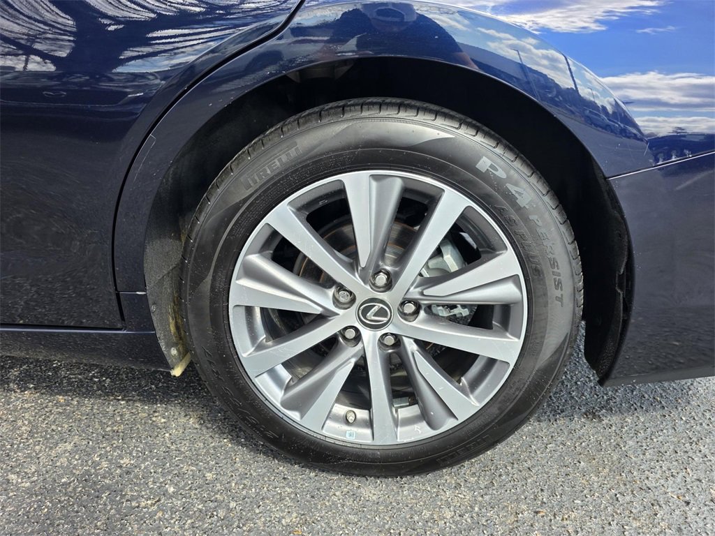 Used 2020 Lexus ES 350 w/ Premium Package image 10