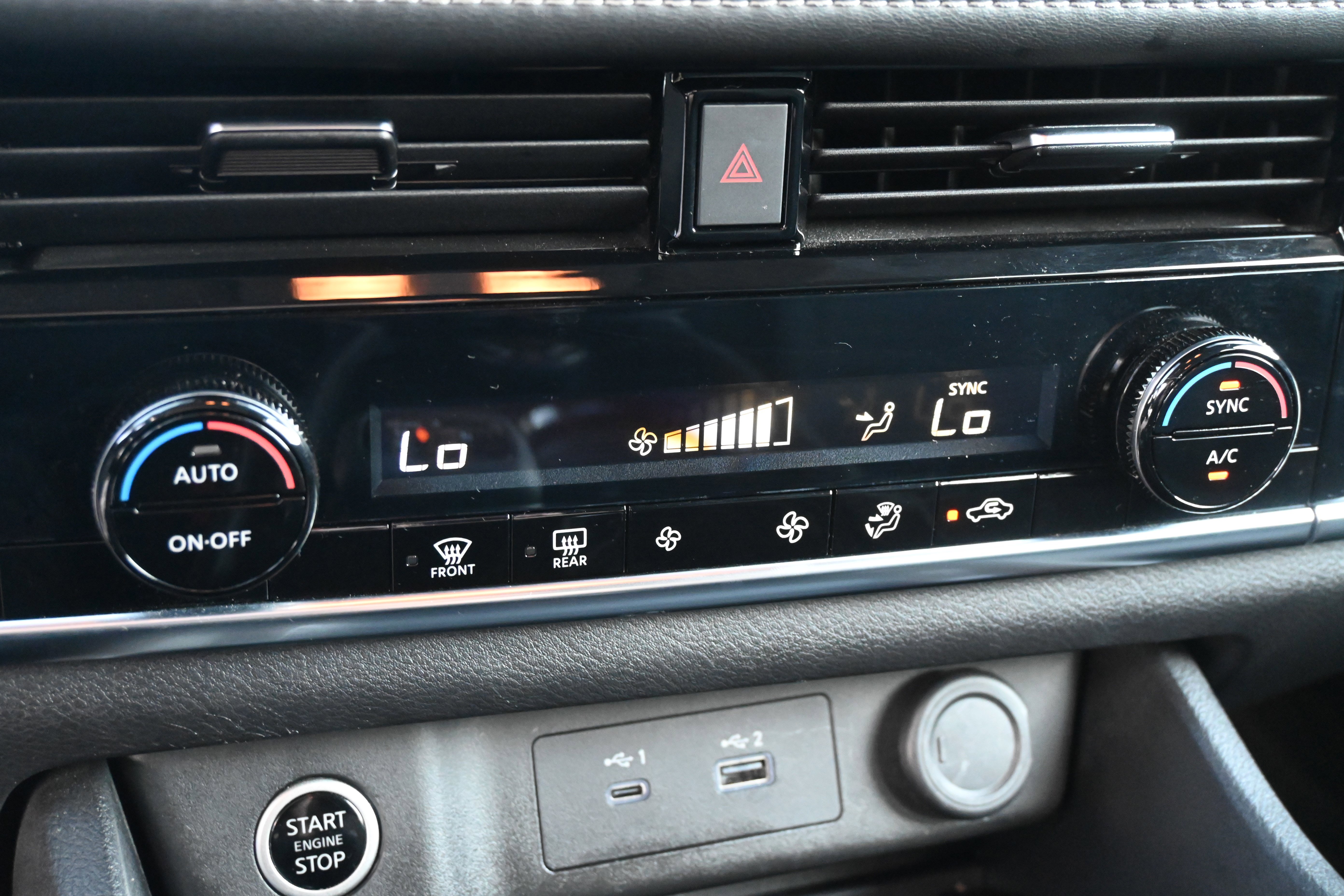 Used 2023 Nissan Rogue SV image 21