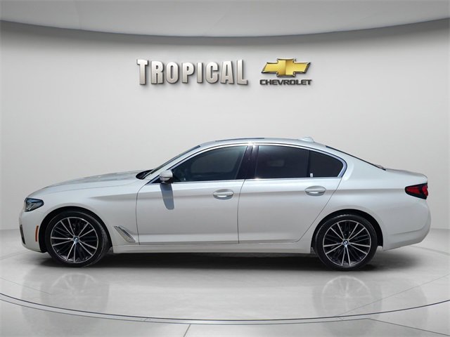 Used 2022 BMW 530i w/ Convenience Package image 2