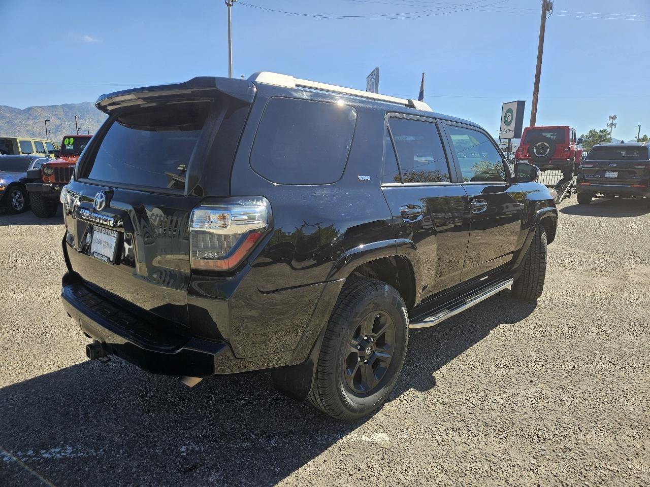 Used 2018 Toyota 4Runner SR5 Premium AWD/4WD image 7