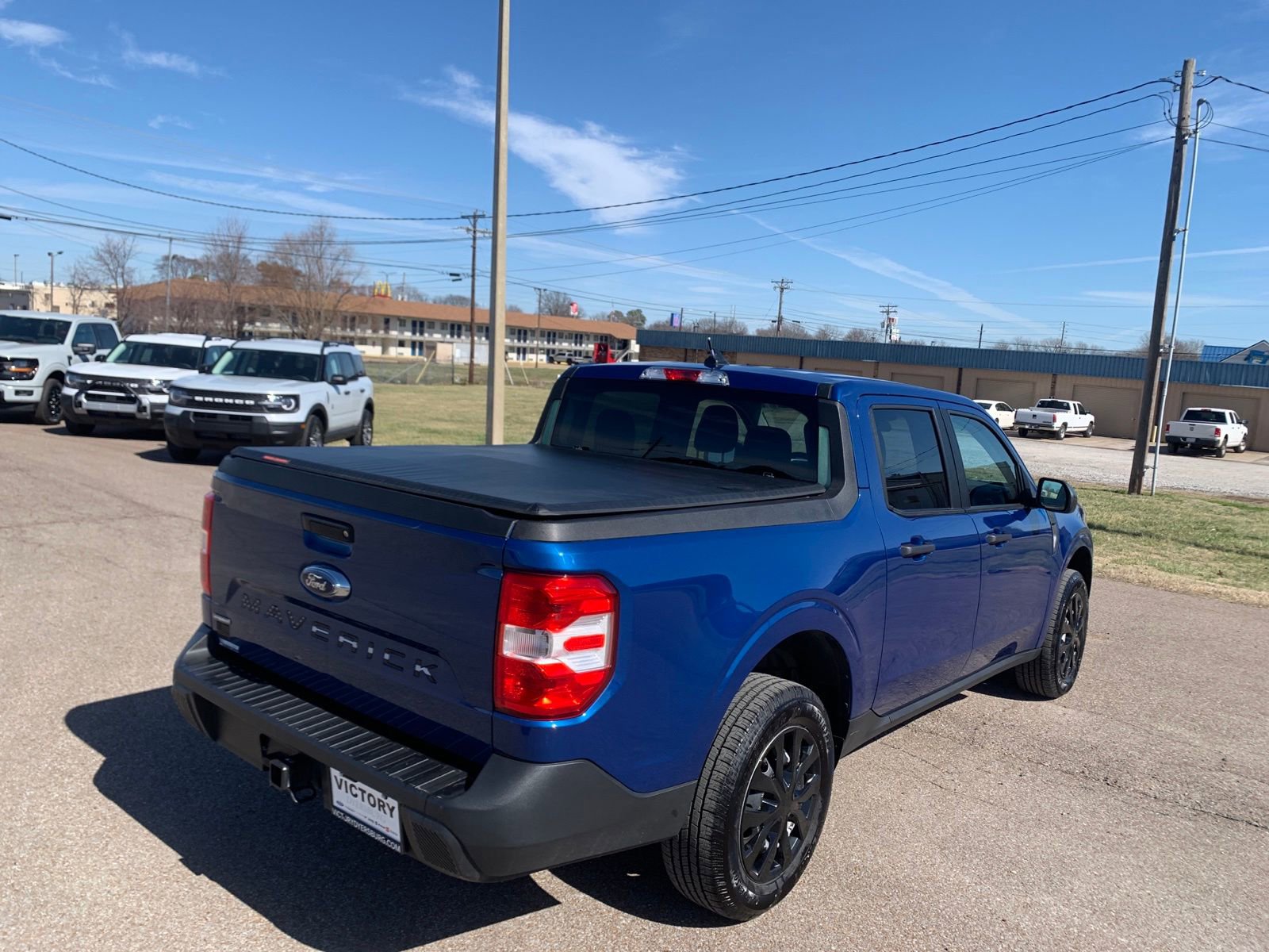 Used 2023 Ford Maverick XL image 7