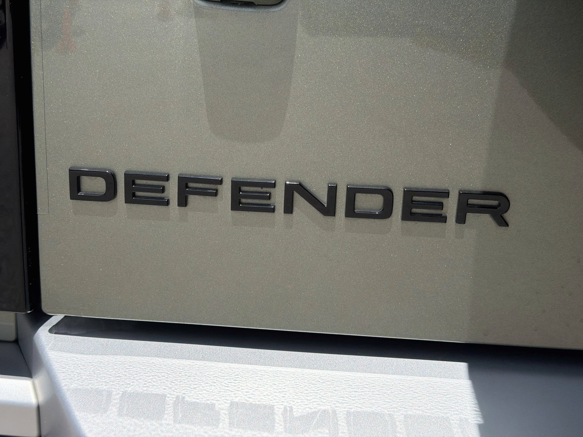 Used 2025 Land Rover Defender 110 S AWD/4WD image 11