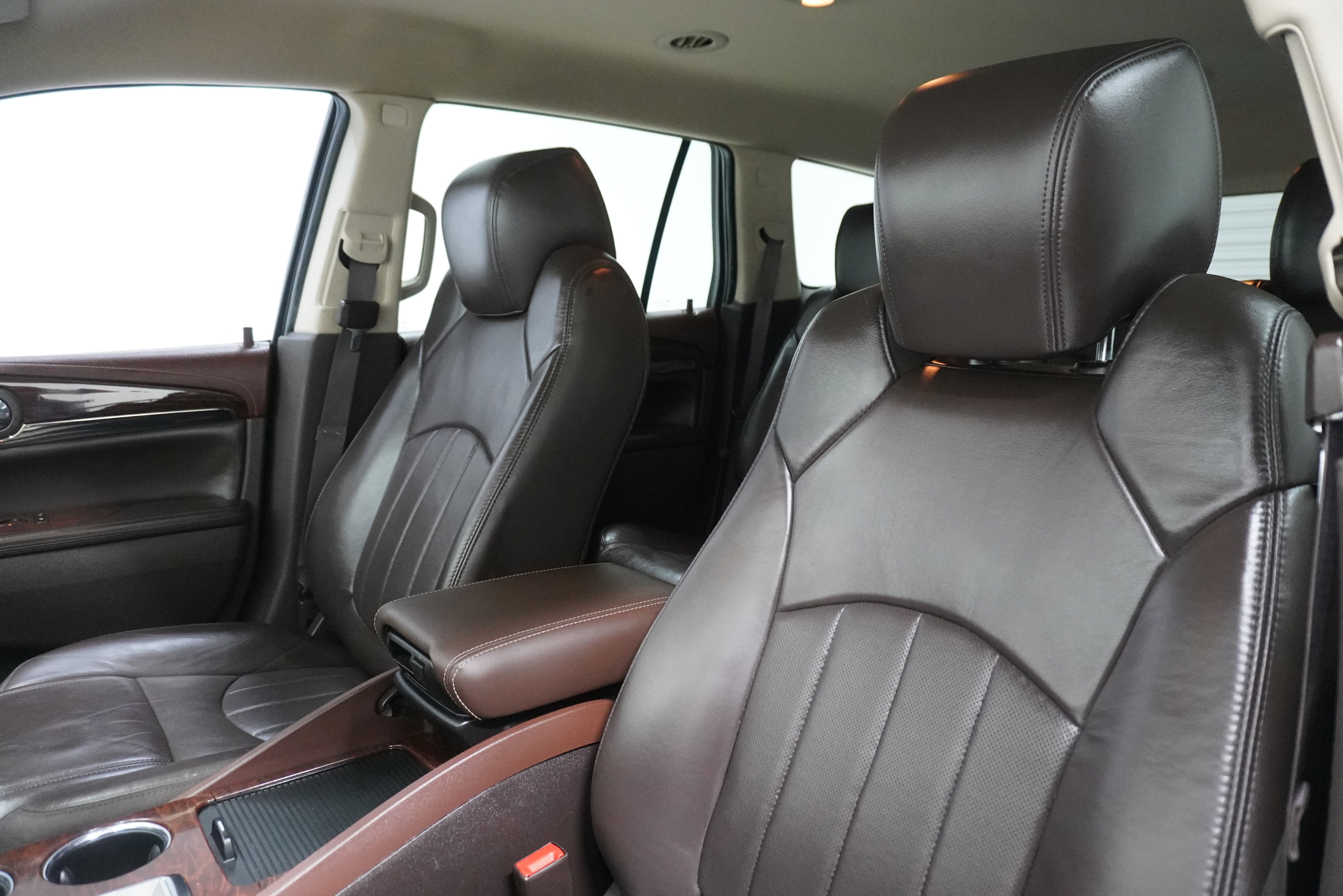 Used 2014 Buick Enclave Premium image 10