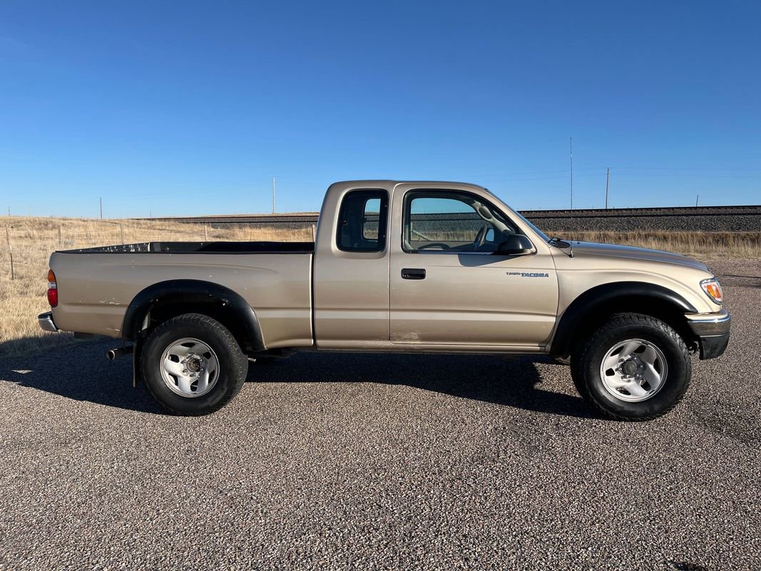 Used 2003 Toyota Tacoma 4x4 Xtracab V6 image 6