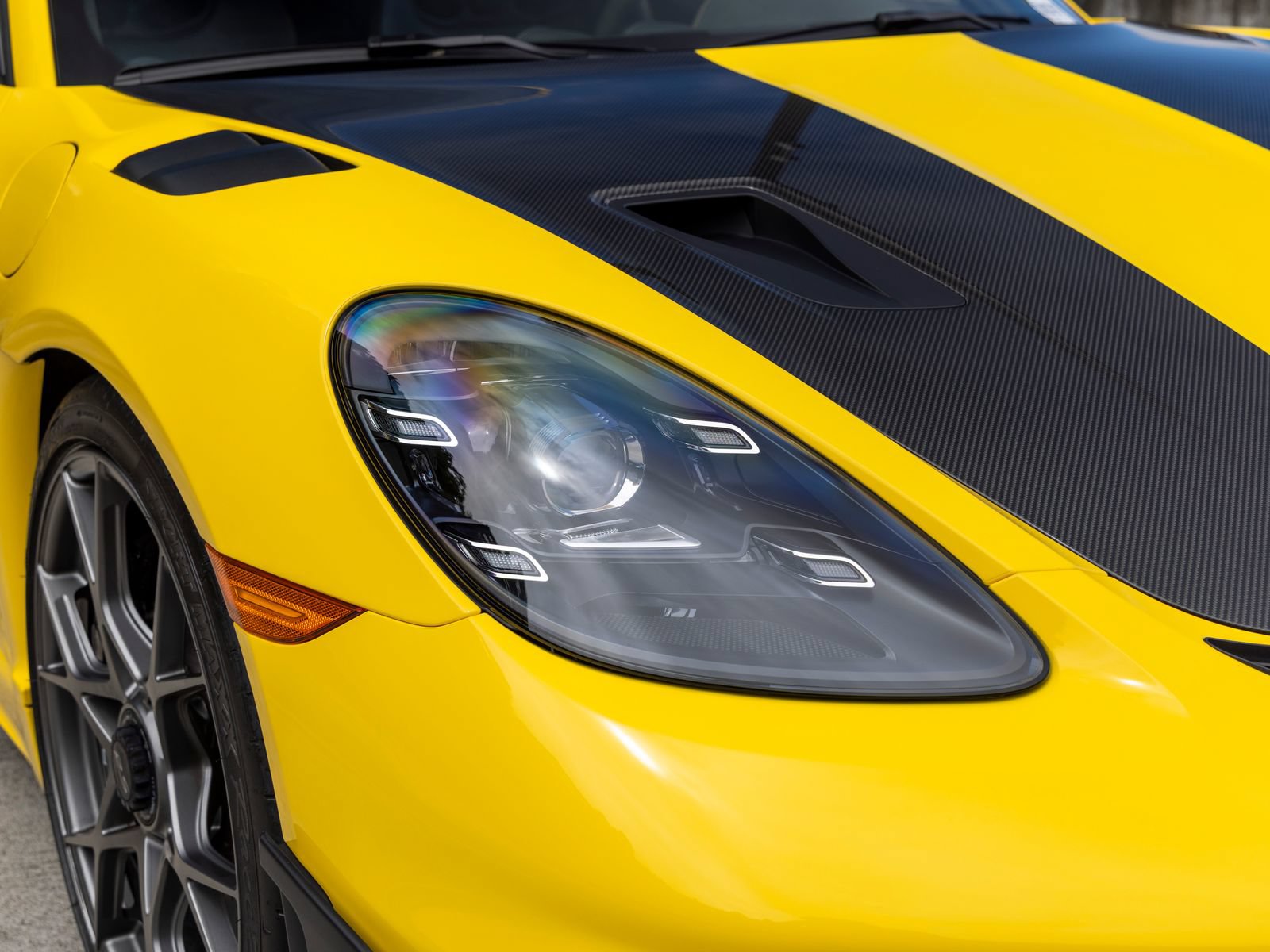 Certified 2025 Porsche 718 Boxster Spyder RS RWD image 16