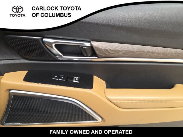 Used 2022 Kia Telluride SX w/ Towing Package FWD image 20