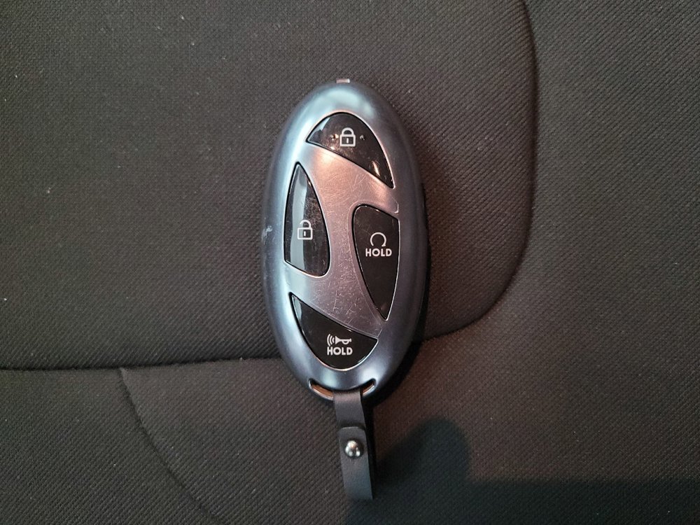 Used 2024 Hyundai Elantra Blue image 32