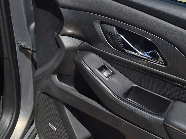 Used 2018 Chevrolet Traverse Premier w/ Driver Confidence II Package FWD image 19