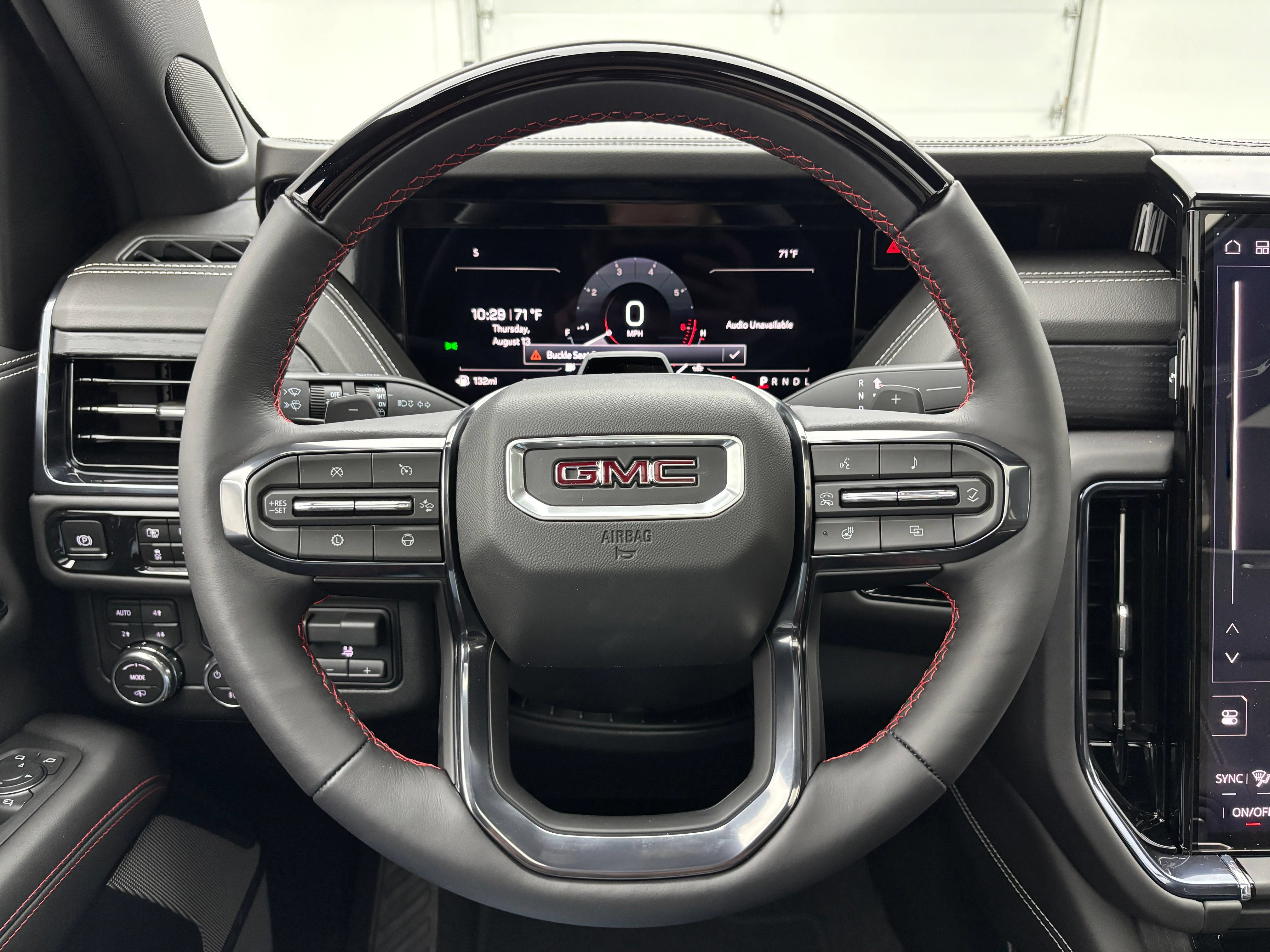 New 2026 GMC Yukon AT4 Ultimate AWD/4WD image 23