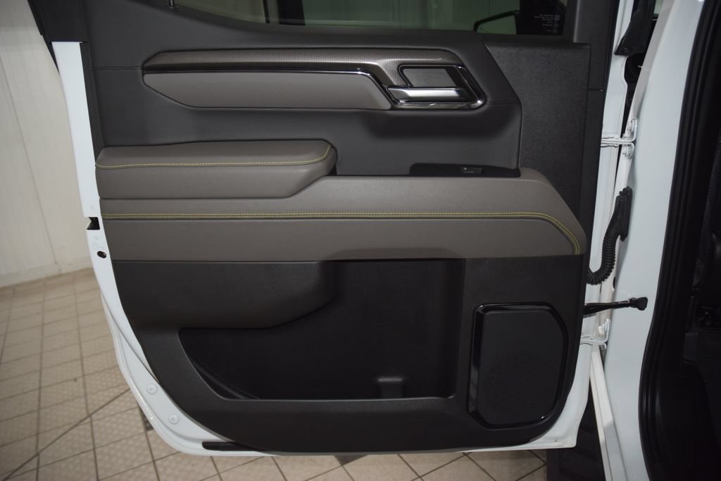Used 2023 Chevrolet Silverado 1500 ZR2 w/ Technology Package AWD/4WD image 52