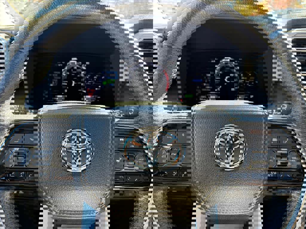 Used 2023 Toyota Sequoia Limited image 16