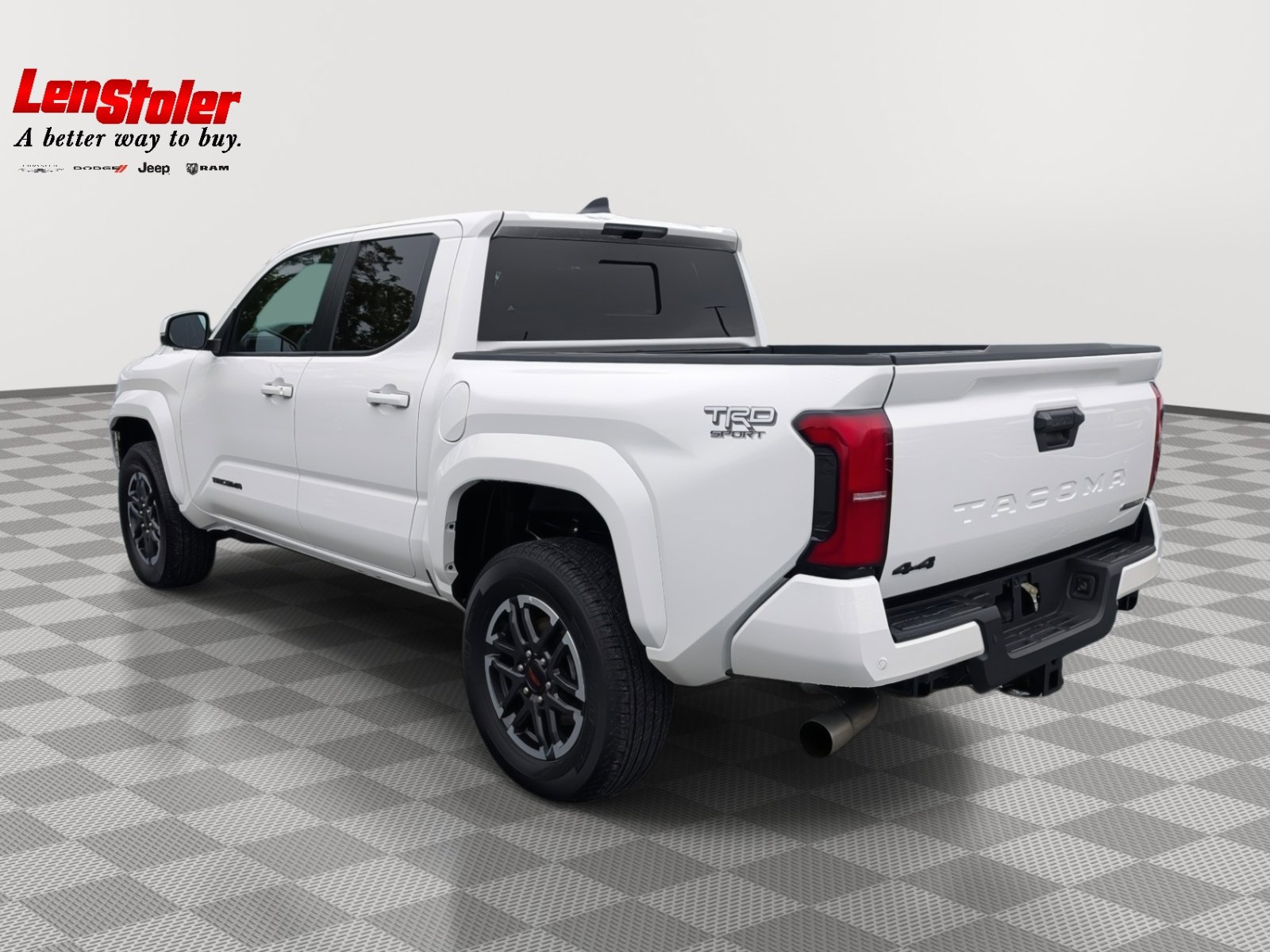 Used 2025 Toyota Tacoma TRD Sport w/ TRD Sport Upgrade Package AWD/4WD image 3
