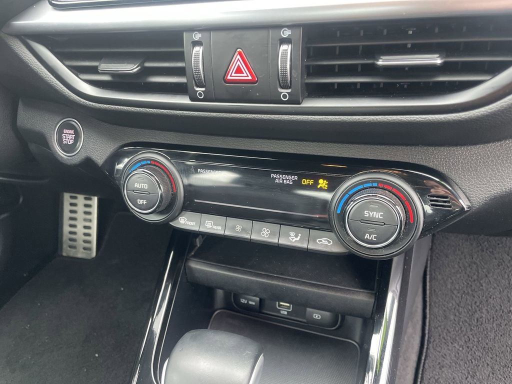 Certified 2024 Kia Forte GT-Line image 27